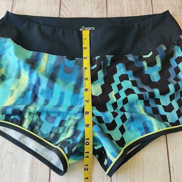 ASICS Everysport Geometric Athletic Running Shorts with Brief L - Picture 9 of 14